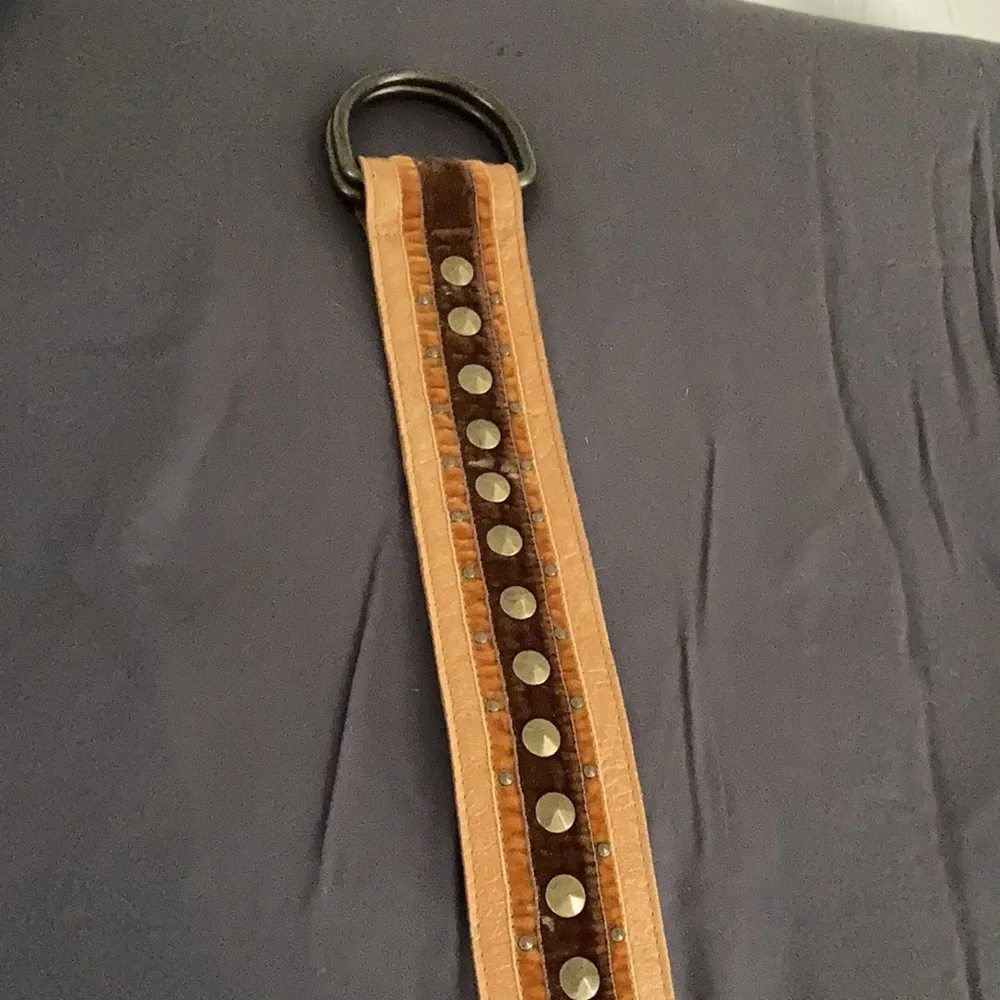 Retro studded belt